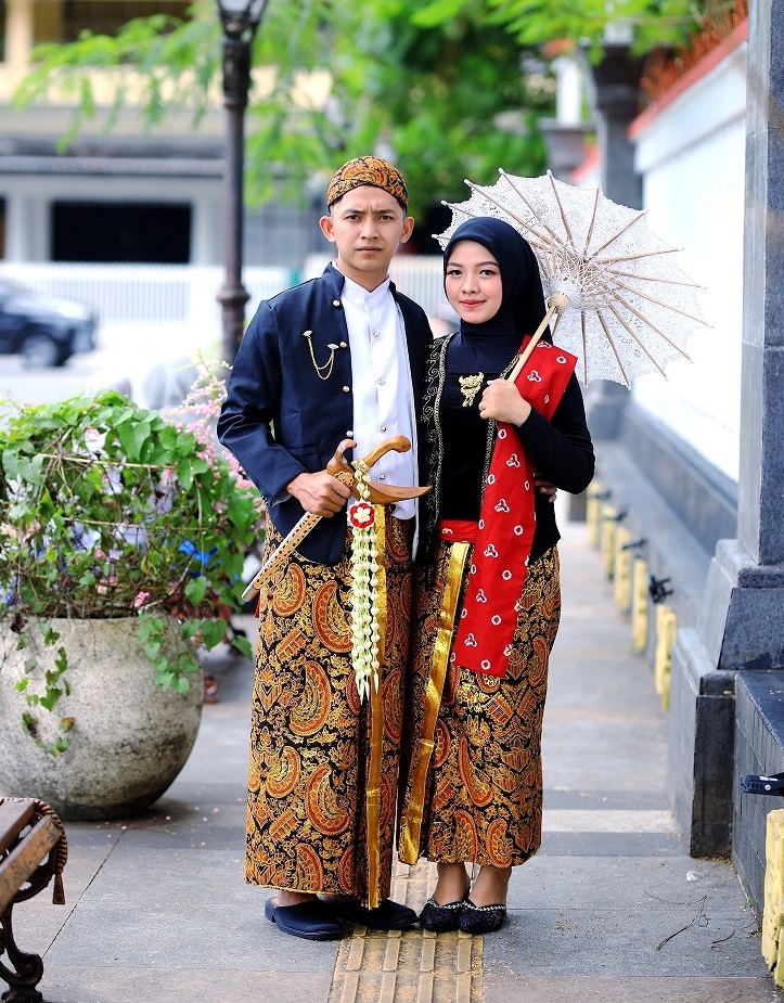 Preview Fajar Himawan S & Tri Fitri Desiani